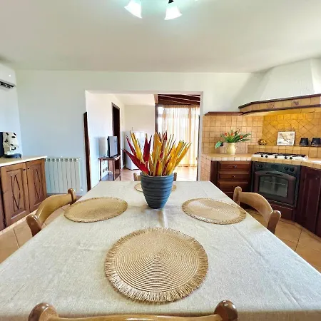 فندق Casa Aieddu
