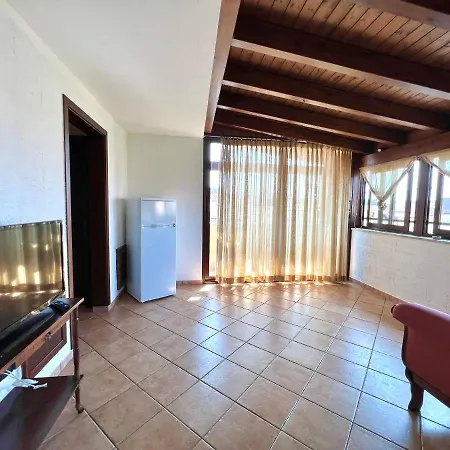 Casa Aieddu فندق